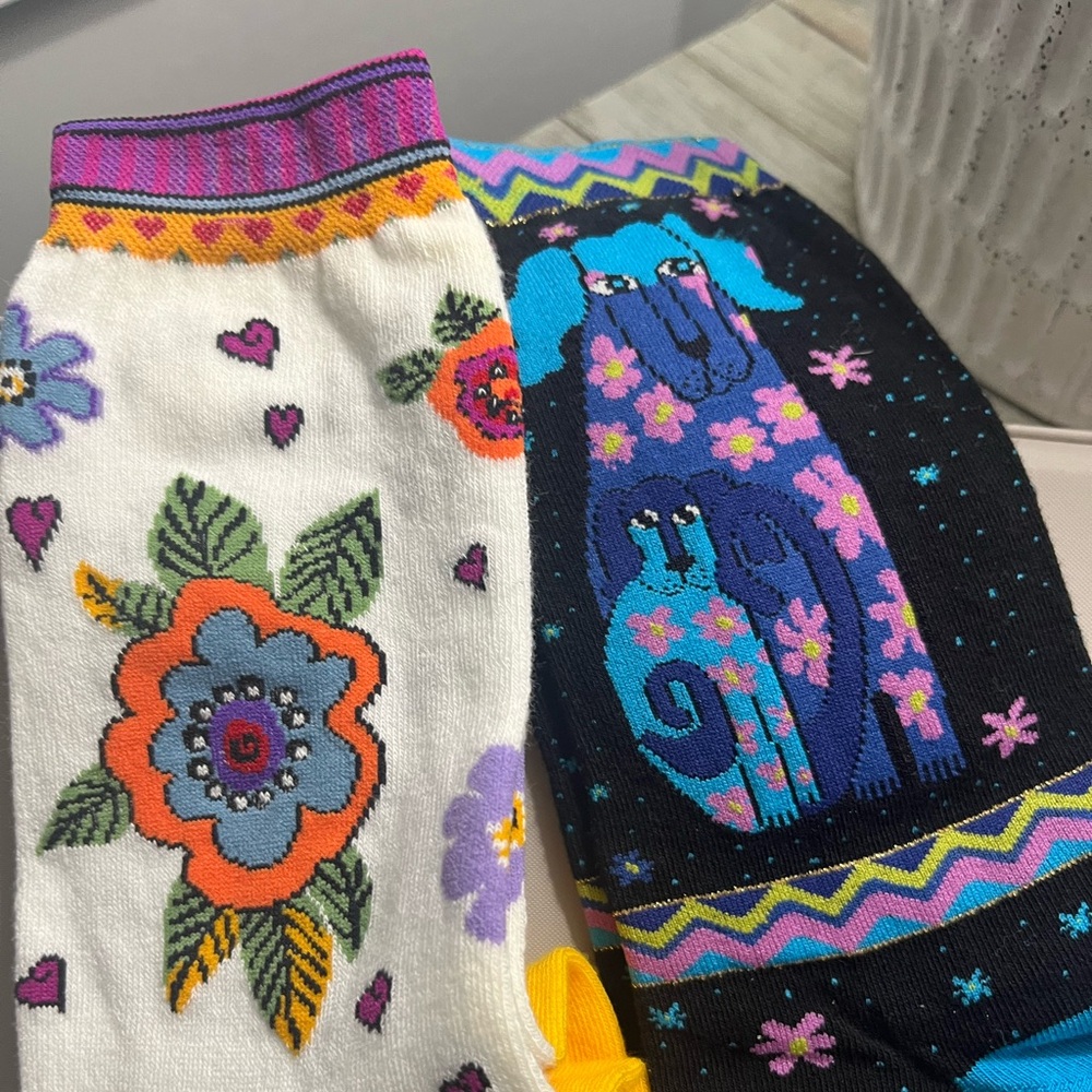 Laurel Burch socks